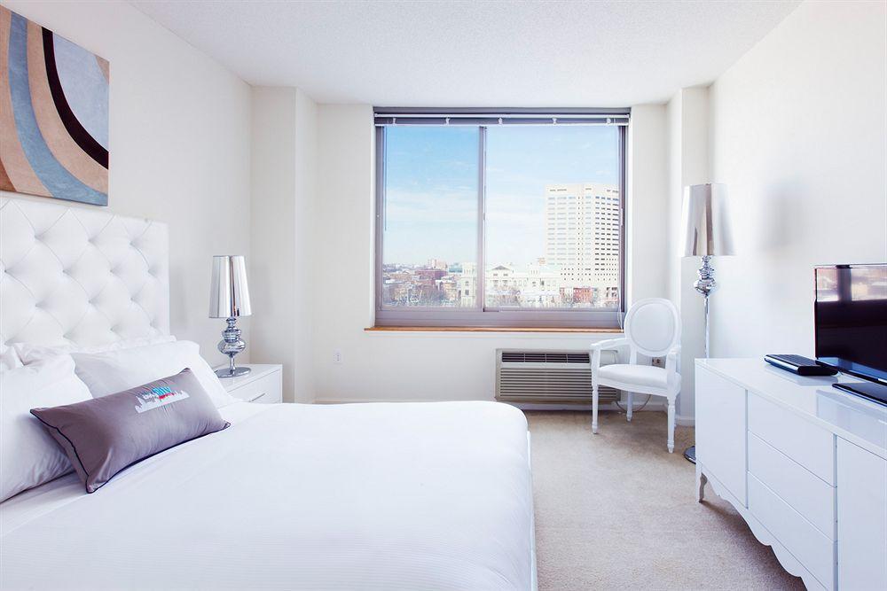 Sky City Apartments Nowy Jork Zewnętrze zdjęcie